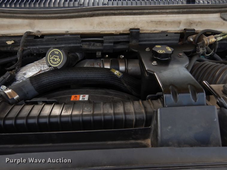 image for item DJ4290 2005 Ford E450  ambulance