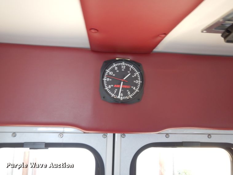 image for item DJ4290 2005 Ford E450  ambulance