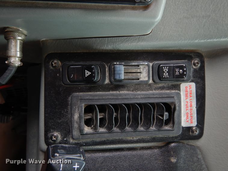 image for item DJ4302 2010 Blue Bird Vision  school bus