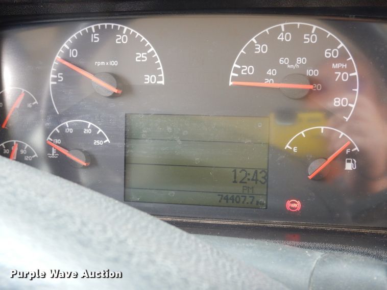 image for item DJ4302 2010 Blue Bird Vision  school bus