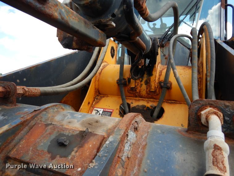 image for item DJ4323 2012 John Deere 444K  wheel loader