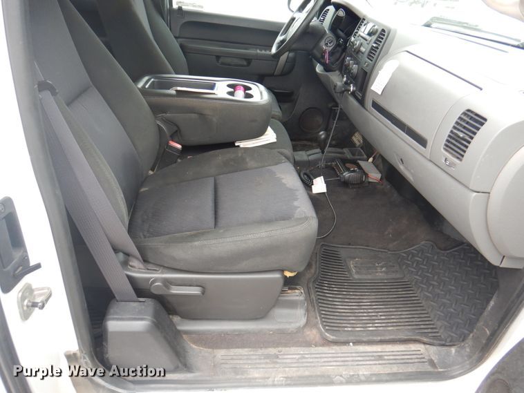 image for item DY9505 2011 Chevrolet Silverado 1500  Ext. Cab pickup truck