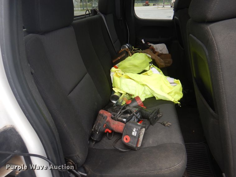 image for item DY9505 2011 Chevrolet Silverado 1500  Ext. Cab pickup truck