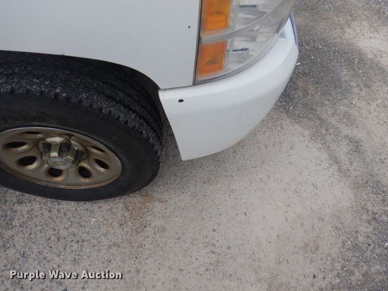 image for item DY9505 2011 Chevrolet Silverado 1500  Ext. Cab pickup truck