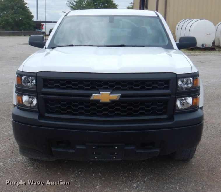 image for item DY9510 2015 Chevrolet Silverado 1500  Double Cab pickup truck