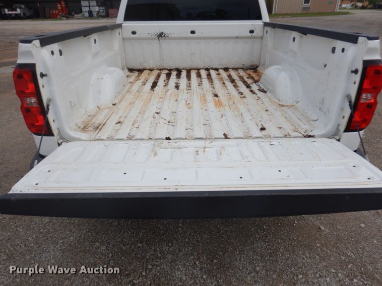 image for item DY9510 2015 Chevrolet Silverado 1500  Double Cab pickup truck