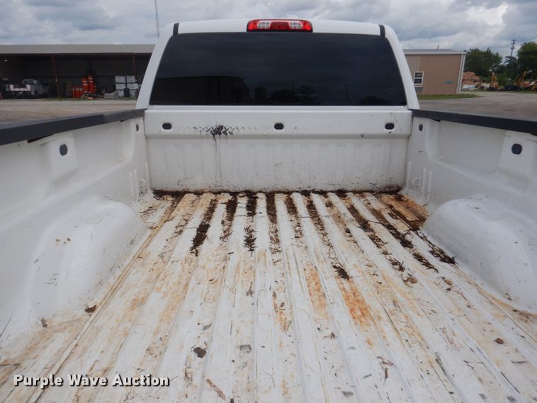 image for item DY9510 2015 Chevrolet Silverado 1500  Double Cab pickup truck