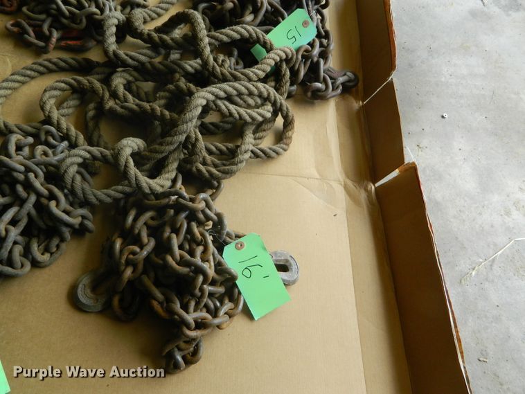 image for item EH9472 Tow chains