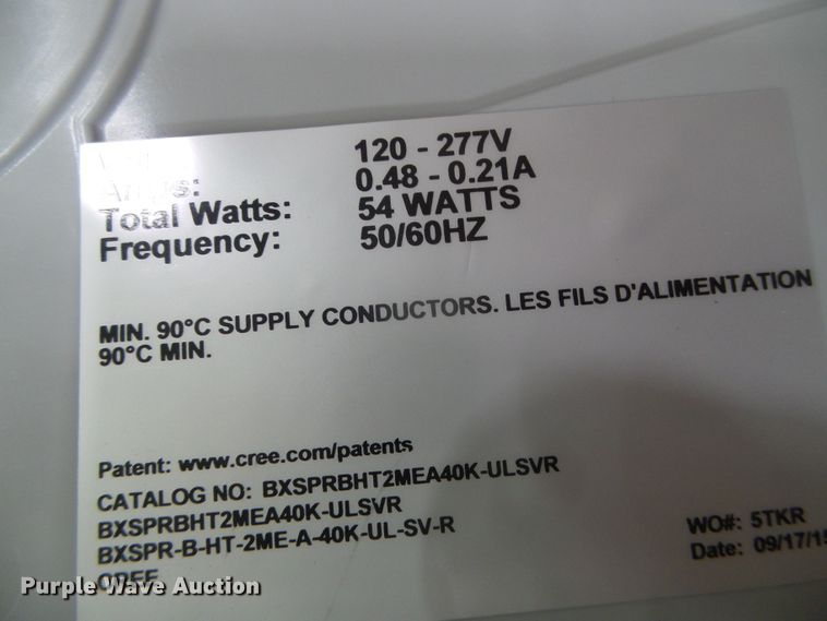 image for item EL9199 Approximately 11 Cree street lights