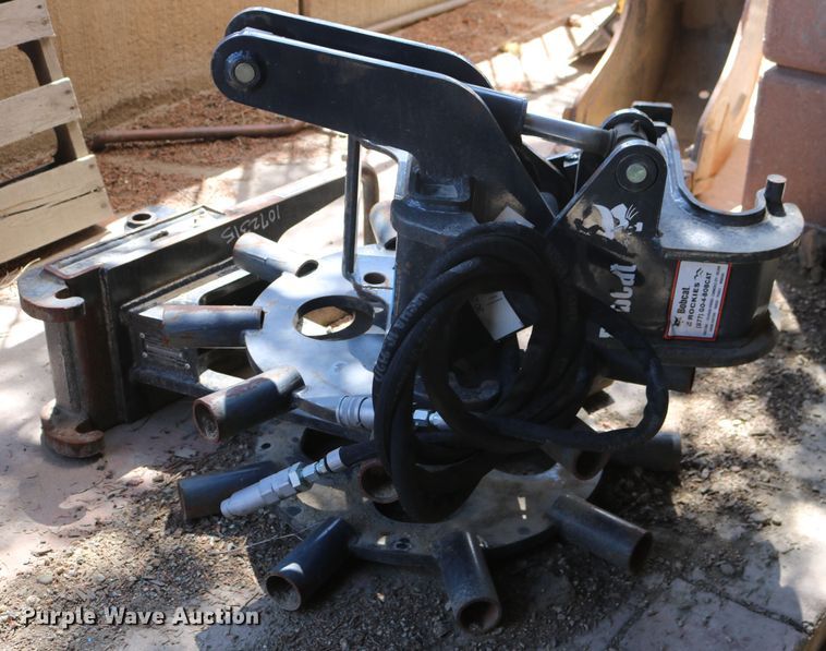 image for item EP9659 Bobcat packer wheel