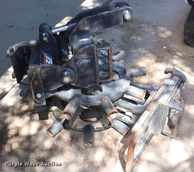 image for item EP9659 Bobcat packer wheel