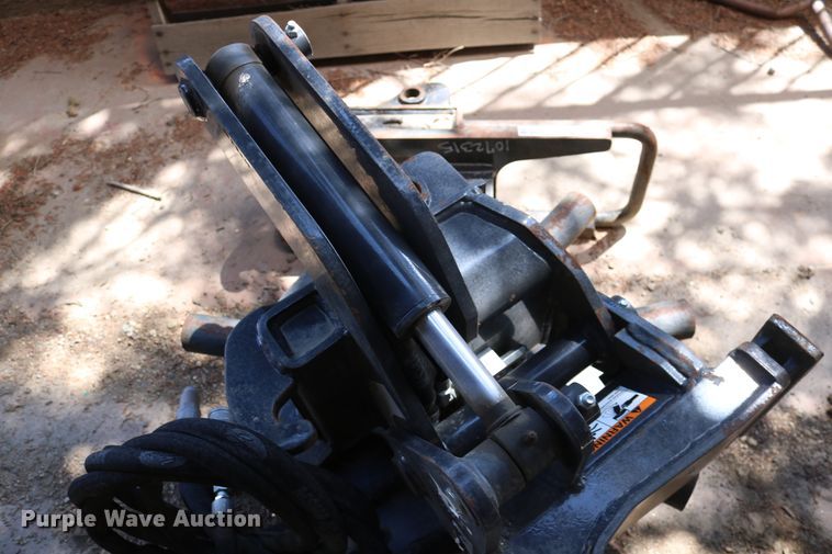 image for item EP9659 Bobcat packer wheel