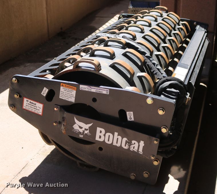 image for item EP9661 2017 Bobcat 73 skid steer vibratory roller