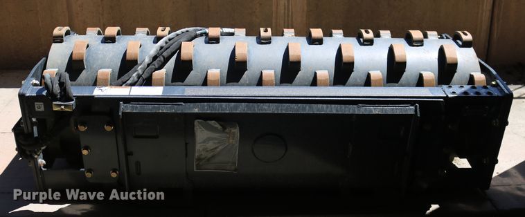 image for item EP9661 2017 Bobcat 73 skid steer vibratory roller