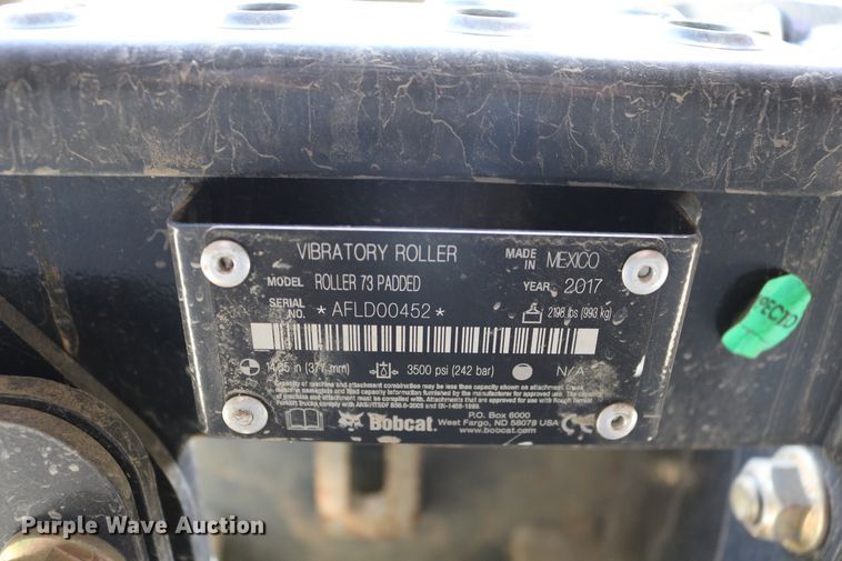 image for item EP9661 2017 Bobcat 73 skid steer vibratory roller