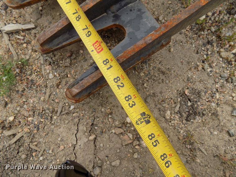 image for item EP9665 Bobcat 82 81"W skid steer rock bucket