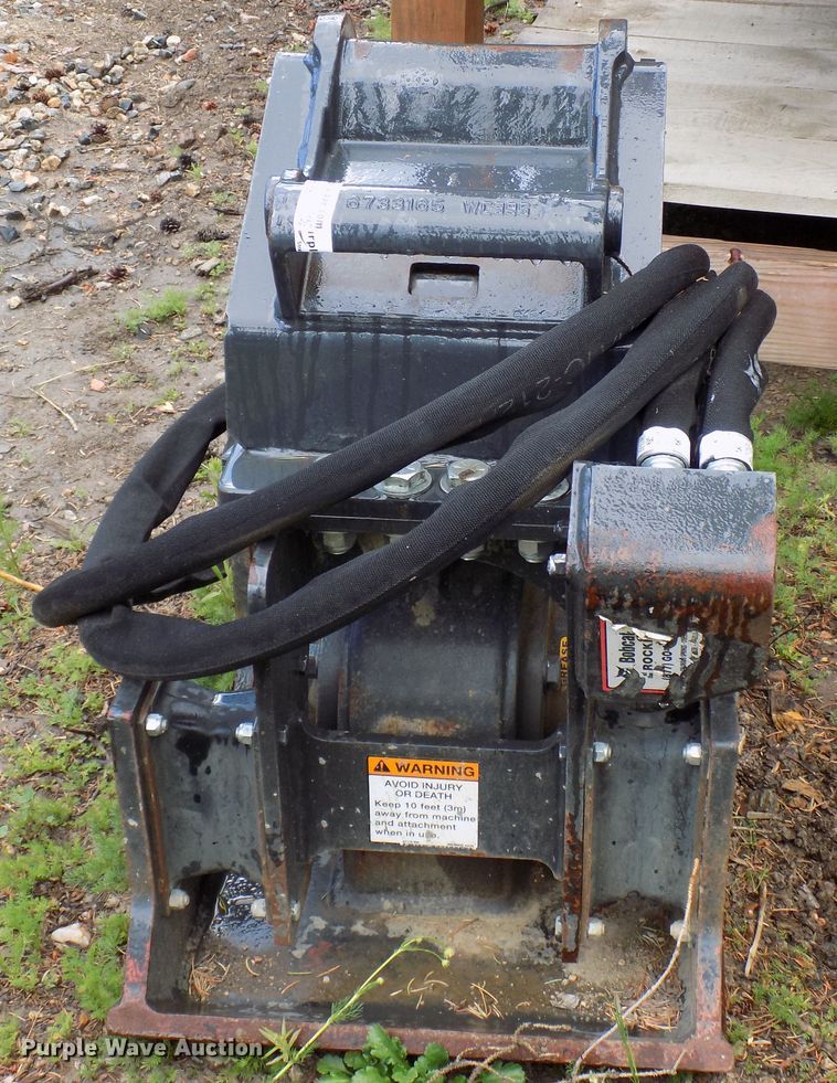 image for item EP9666 Bobcat PCF34 plate compactor