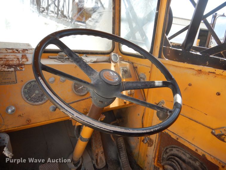 image for item FK9285 Little Giant 48  crane