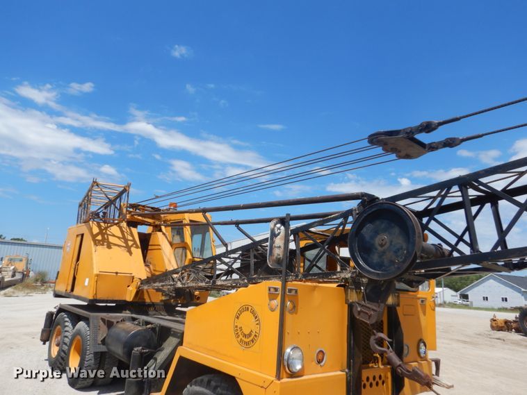 image for item FK9285 Little Giant 48  crane