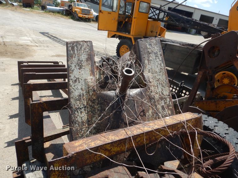 image for item FK9285 Little Giant 48  crane