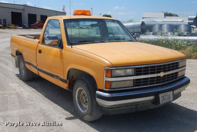 image for item FK9286 1990 Chevrolet C1500  pickup truck
