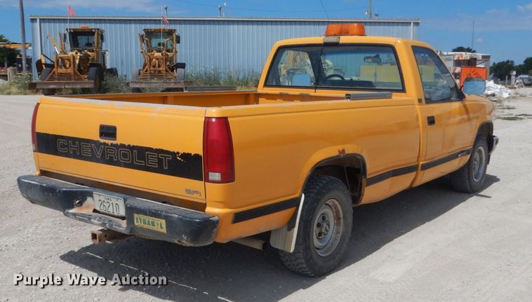 image for item FK9286 1990 Chevrolet C1500  pickup truck