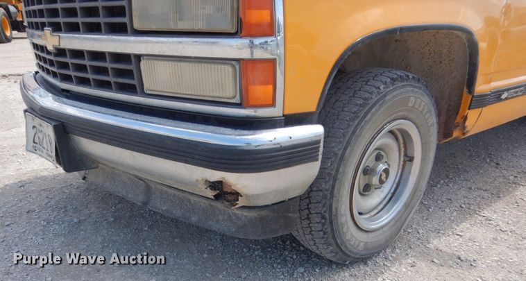 image for item FK9286 1990 Chevrolet C1500  pickup truck