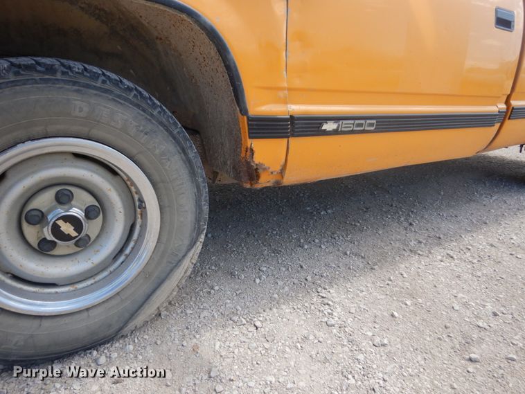 image for item FK9286 1990 Chevrolet C1500  pickup truck