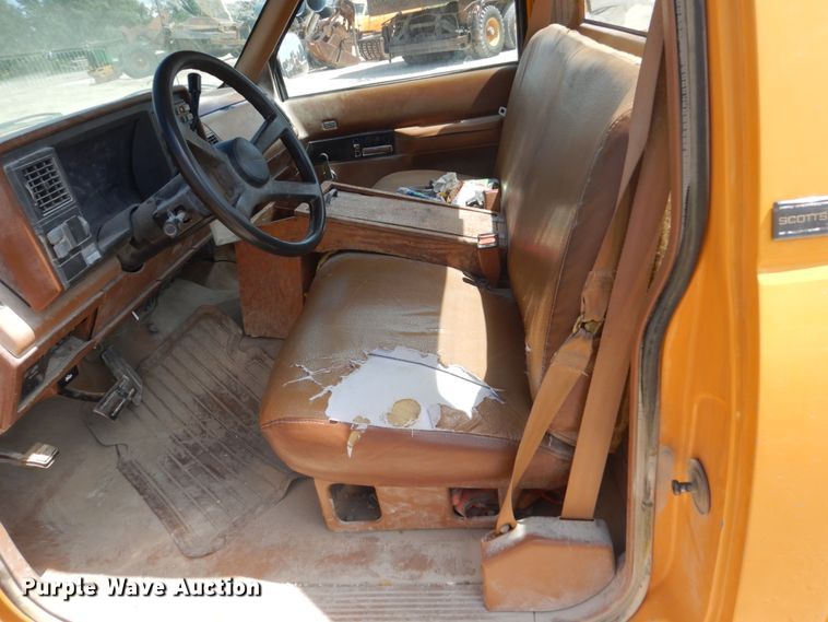 image for item FK9286 1990 Chevrolet C1500  pickup truck