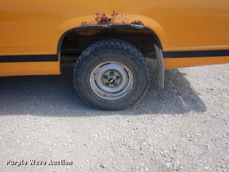 image for item FK9286 1990 Chevrolet C1500  pickup truck