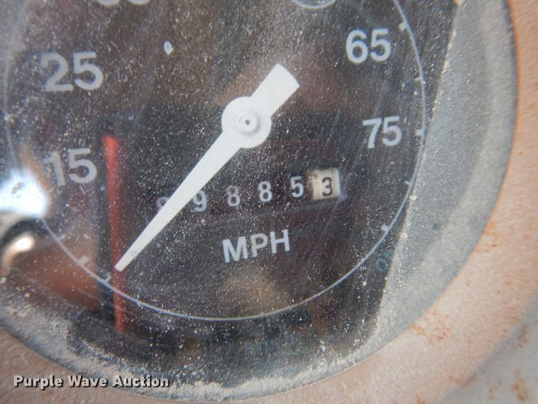 image for item FK9289 1980 Ford 700  flatbed truck