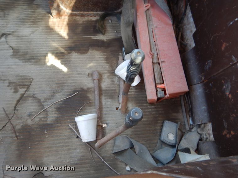 image for item FK9289 1980 Ford 700  flatbed truck