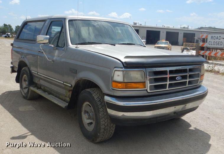 image for item FK9292 1994 Ford Bronco  SUV