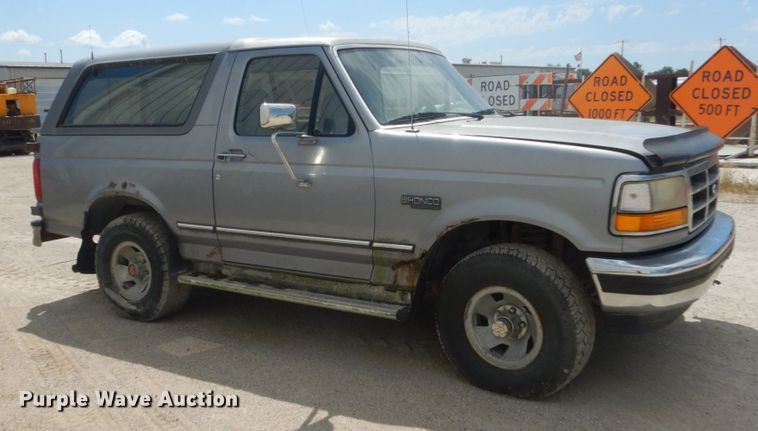 image for item FK9292 1994 Ford Bronco  SUV