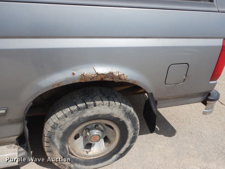 image for item FK9292 1994 Ford Bronco  SUV