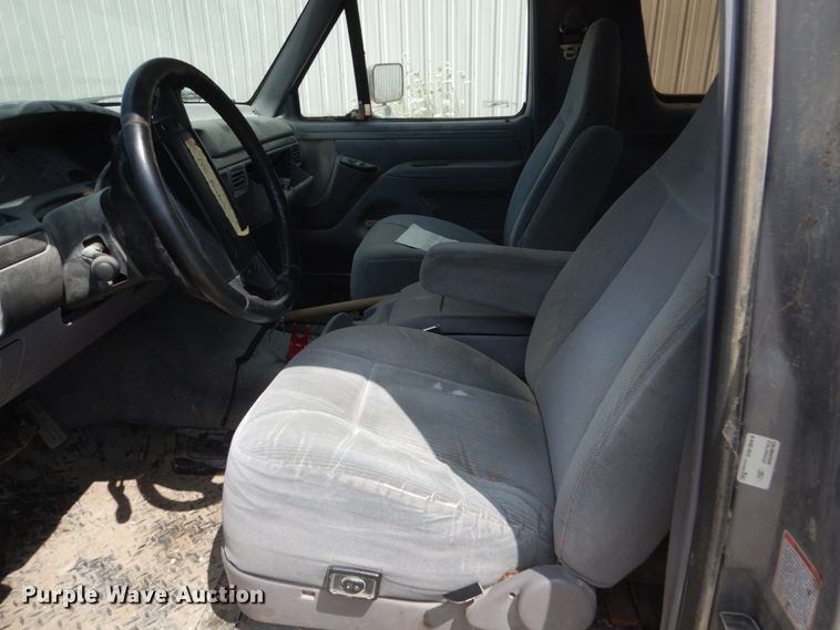 image for item FK9292 1994 Ford Bronco  SUV