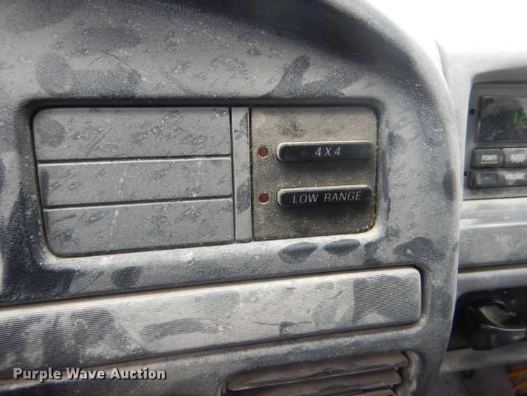 image for item FK9292 1994 Ford Bronco  SUV