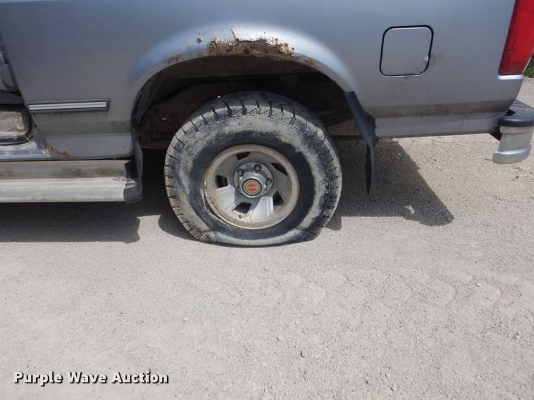 image for item FK9292 1994 Ford Bronco  SUV