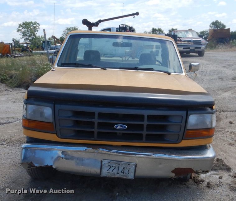 image for item FK9296 1992 Ford F150  pickup truck