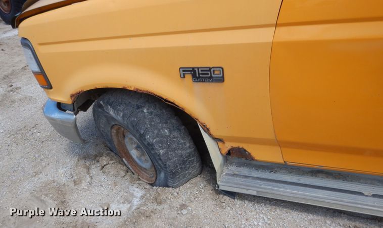 image for item FK9296 1992 Ford F150  pickup truck