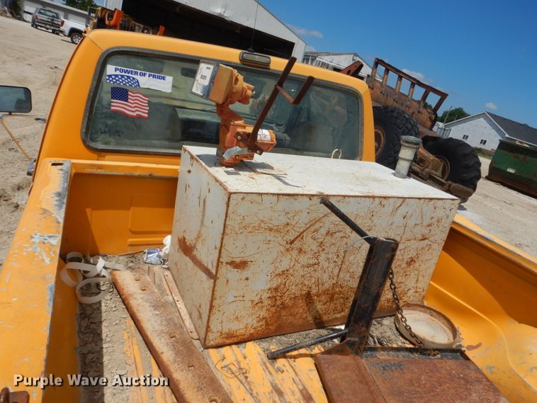 image for item FK9296 1992 Ford F150  pickup truck