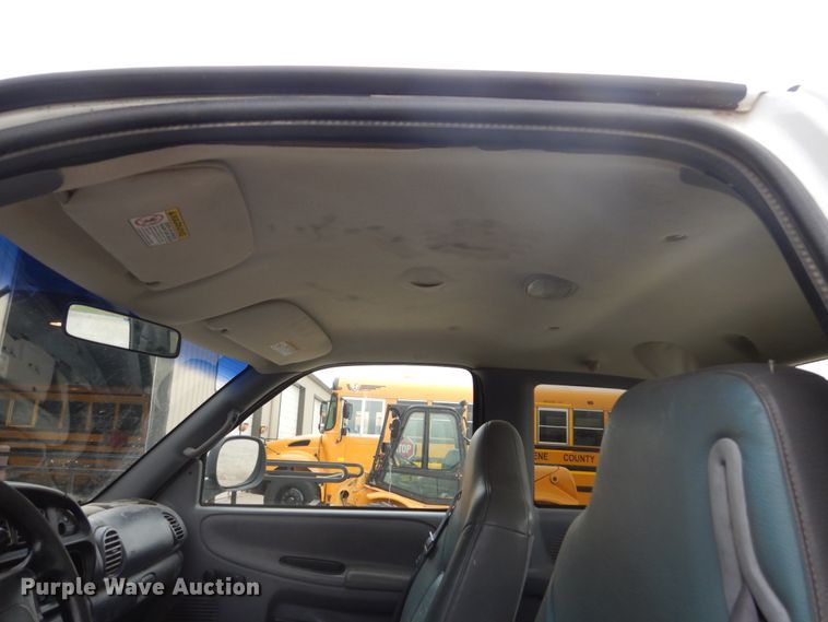 image for item FK9333 1999 Dodge Ram 1500  Club Cab pickup truck