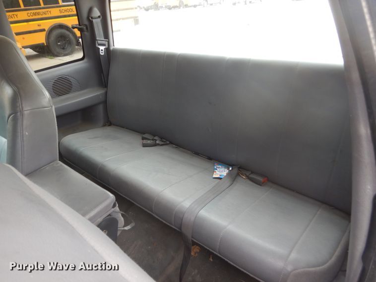 image for item FK9333 1999 Dodge Ram 1500  Club Cab pickup truck