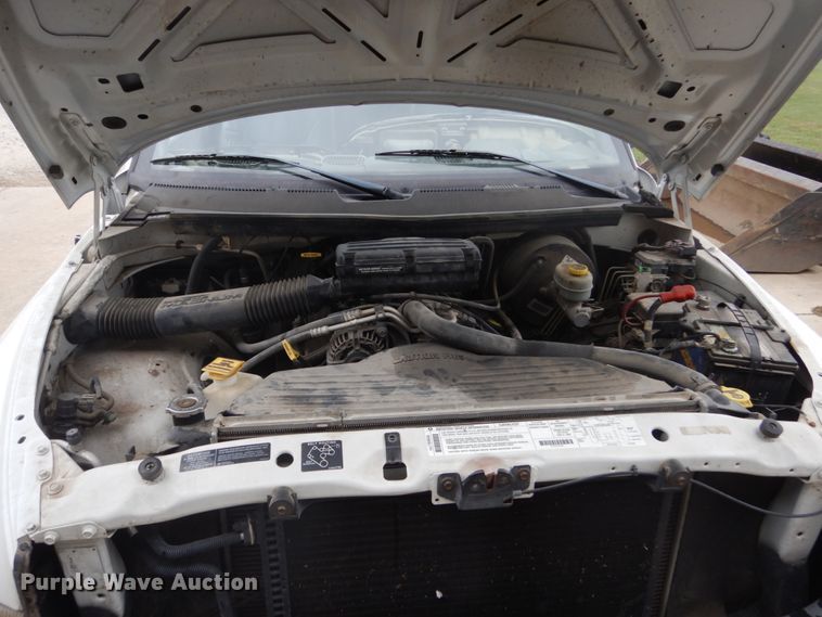 image for item FK9333 1999 Dodge Ram 1500  Club Cab pickup truck