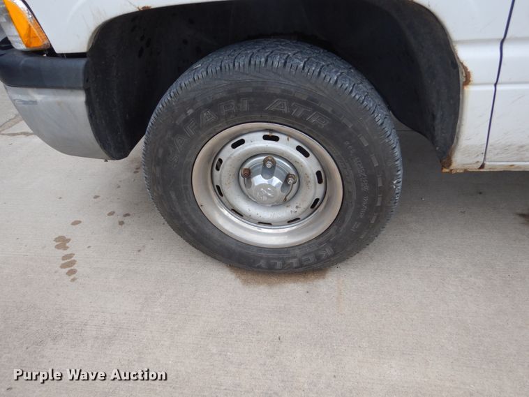 image for item FK9333 1999 Dodge Ram 1500  Club Cab pickup truck