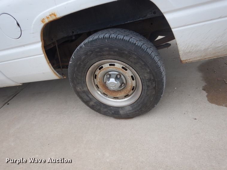 image for item FK9333 1999 Dodge Ram 1500  Club Cab pickup truck