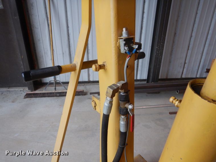 image for item FK9334 Engine hoist