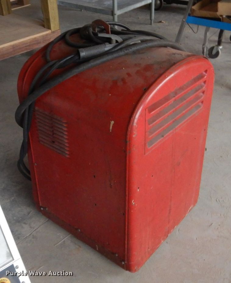 image for item FK9338 Lincoln Idealarc 250-250 welder