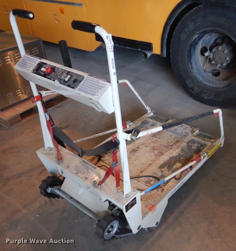 image for item FK9346 Super-Trac TRE52 wheelchair lift