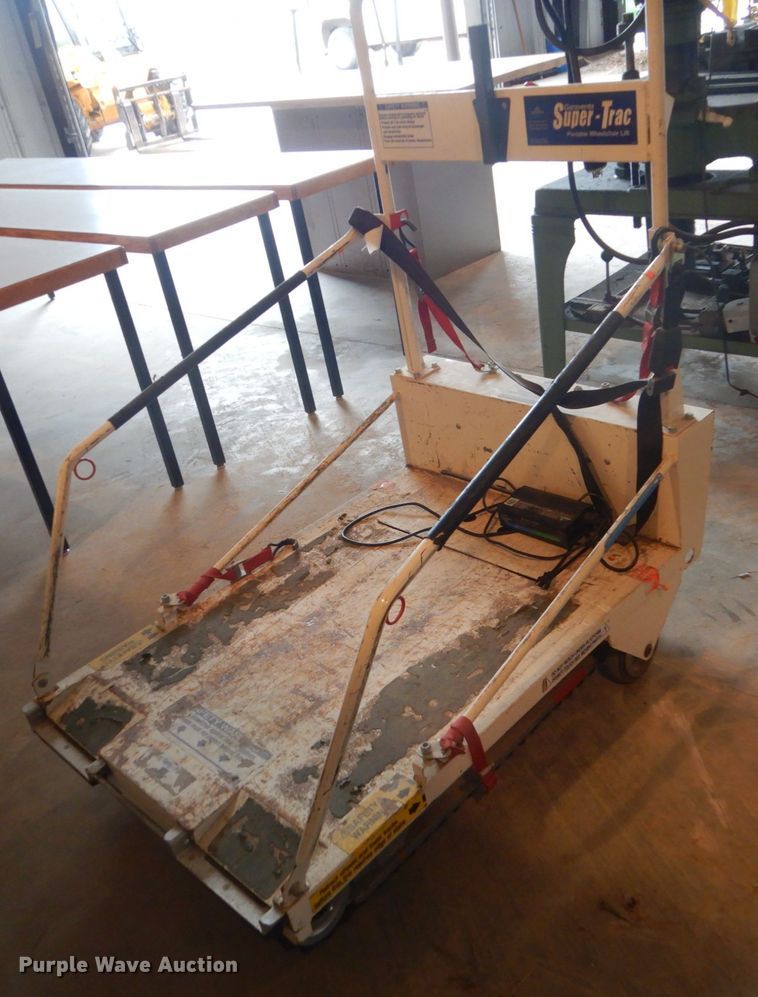 image for item FK9346 Super-Trac TRE52 wheelchair lift